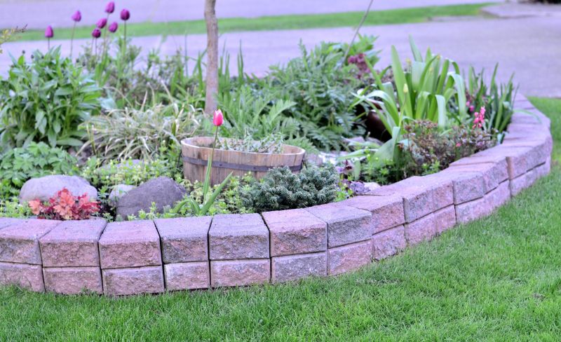 Landscape Curbing Installation in Honolulu, HI